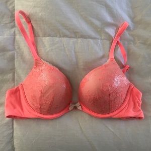 VS push-up bra